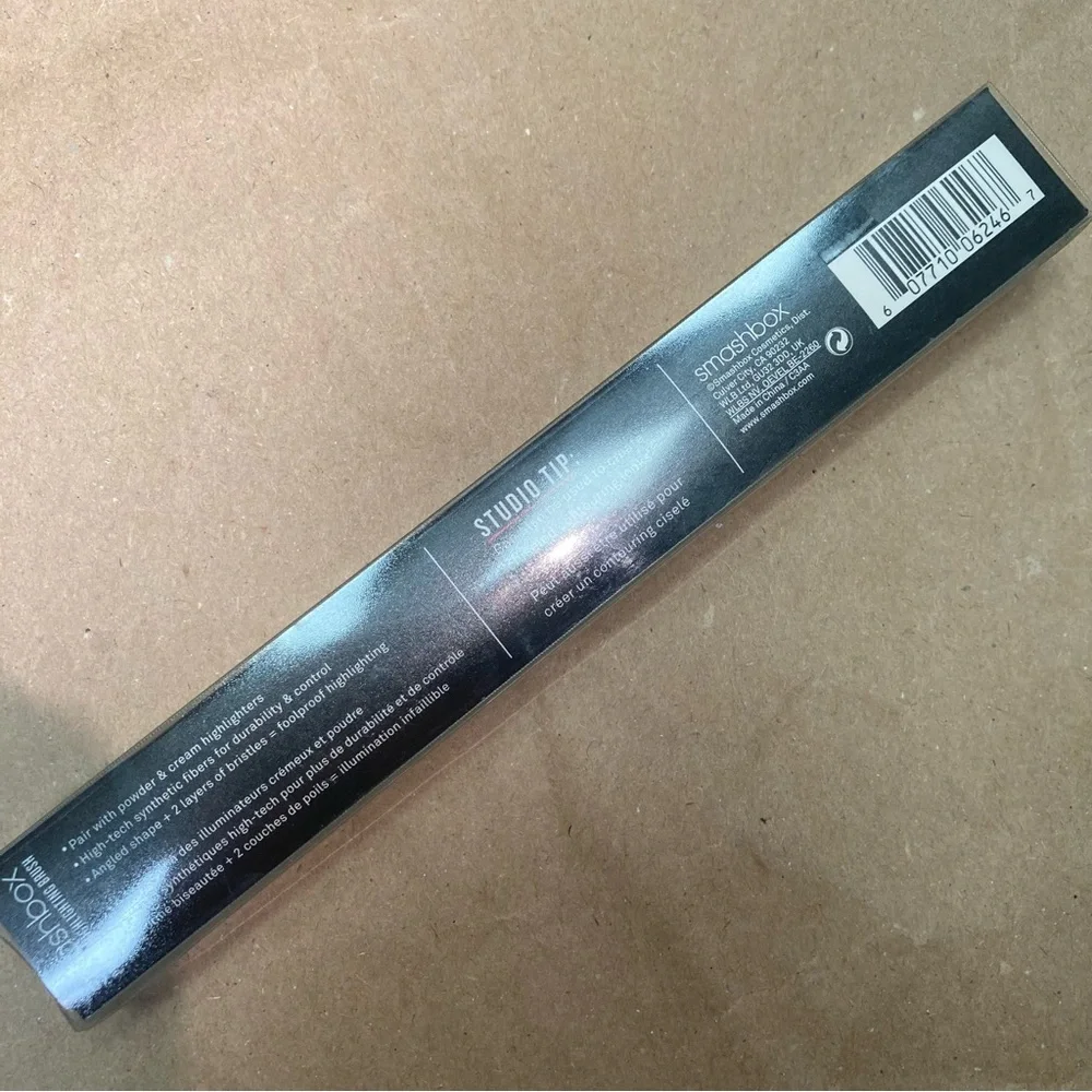 Smashbox highlighting brush